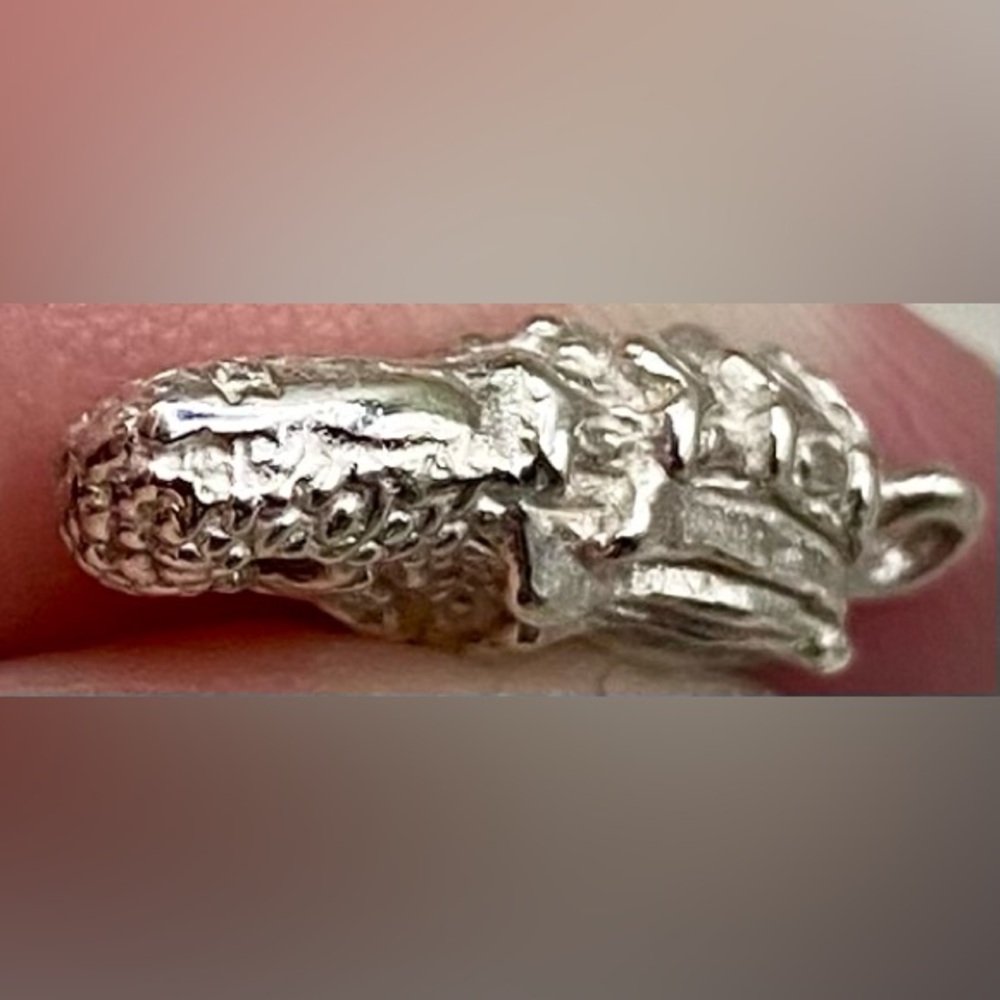 MERLION STERLING SILVER CHARM; Vintage; Excellent condition; Never worn. - Picture 5 of 6
